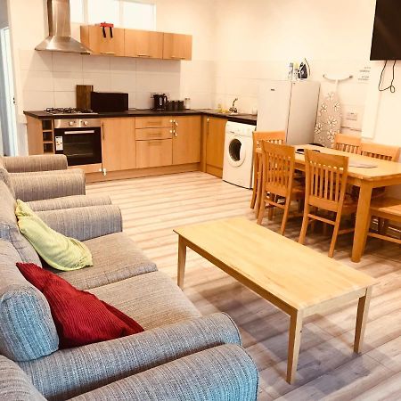 Entire Flat With Three Bedrooms N 2 Грейт-Ярмут Екстер'єр фото